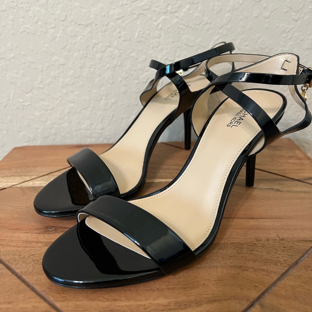 New Michael Kors Kaylee Black Patent Heel